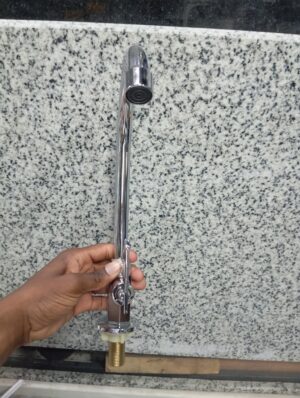 Kitchen Sink Tap – Chrome with Slim Handle