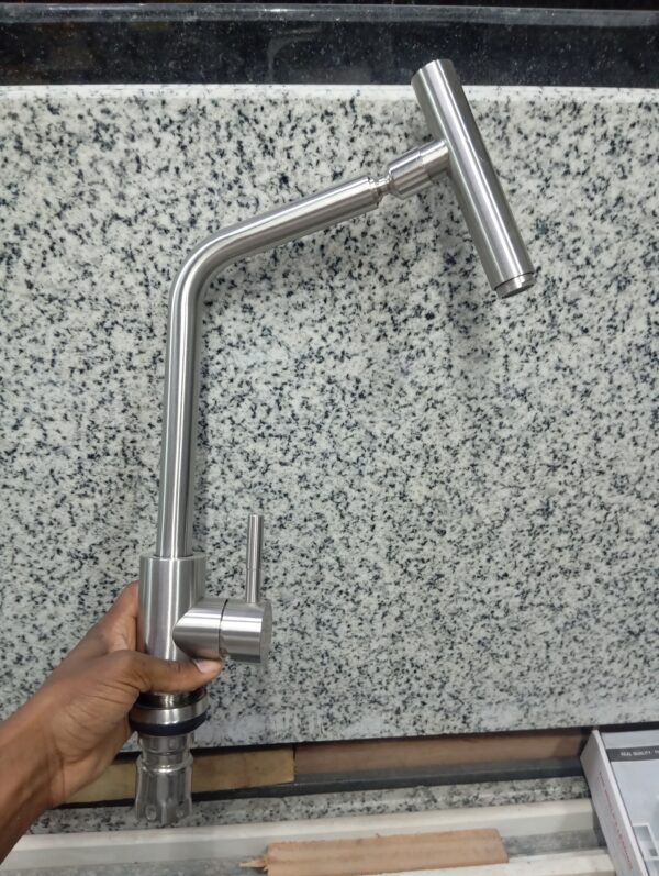 Modern Kitchen Sink Mixer Tap with Rotating 360 Degree Spout