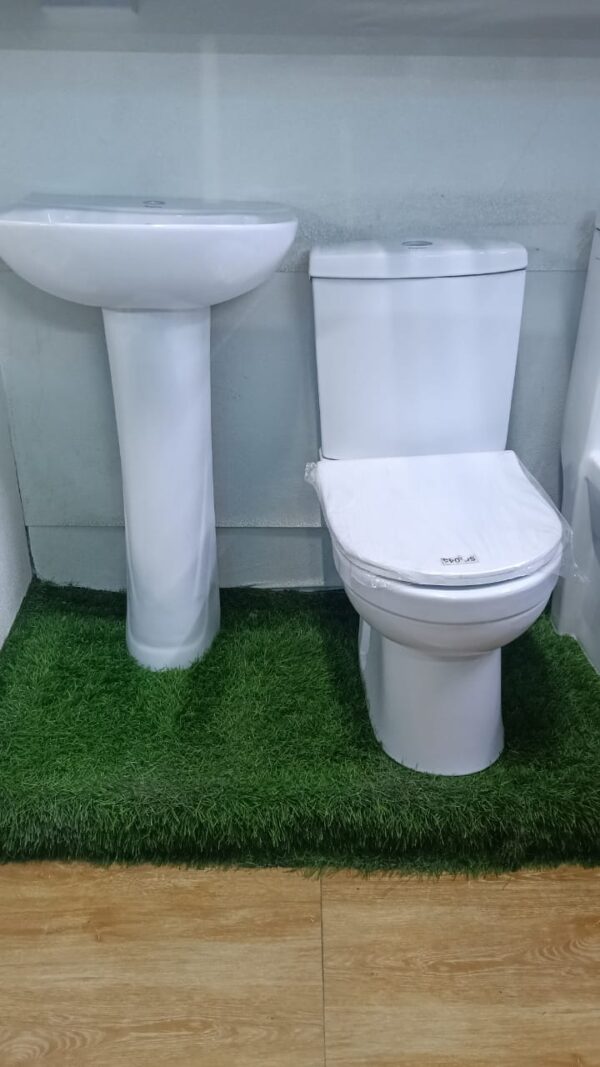 Frencia Close-Couple BO0200070 Floor Mounted WC – Complete Set