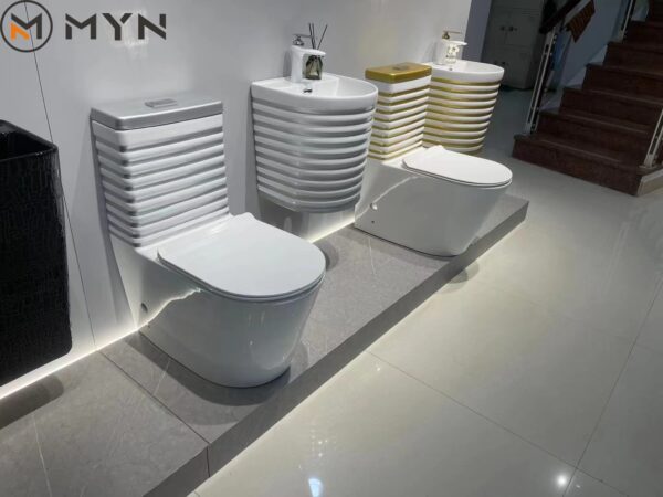 Silver-Ribbed Modern Designer Suite – Full Set