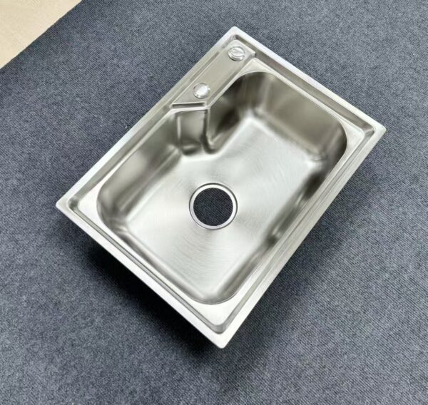 Stainless Steel Single Bowl Kitchen Sink(Drainage Kit Included)