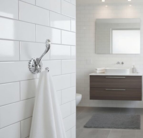 N105 – ( W68 – Single 2 Hooks with a White Silver Plate ) 3 Premium Wall-Mounted Fluted Plate Double Hook | Mirror-Polished Chrome Silver Dual Robe & Towel Hanger with Ornate Engraved Filigree Arms & Black Plate Accent