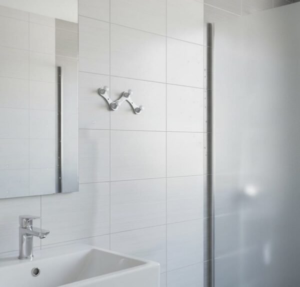 N248 – High Density 4 Nob Adjustable Hook 7 Premium Wall-Mounted High-Density Adjustable Hook Rail | Flexible 4-Knob Folding Towel & Coat Hanger with Satin Silver Finish